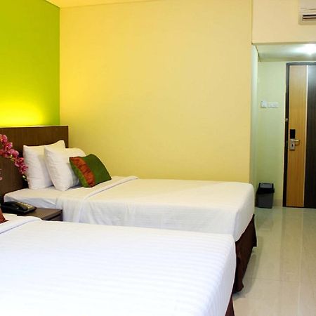 บาหลี เดอ อันเยอร์ โฮเต็ล แอนด์ เรสเทอรองต์ Hotel ภายนอก รูปภาพ